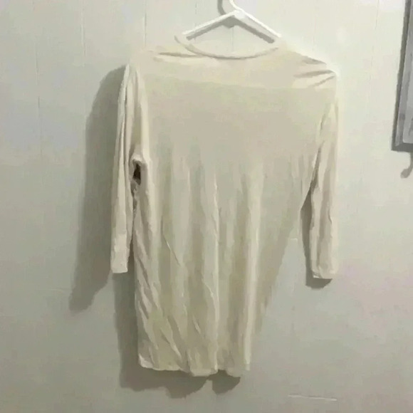 Cassis Graphic 3\4 Sleeve Shirt in Size  XS - Picture 3 of 4